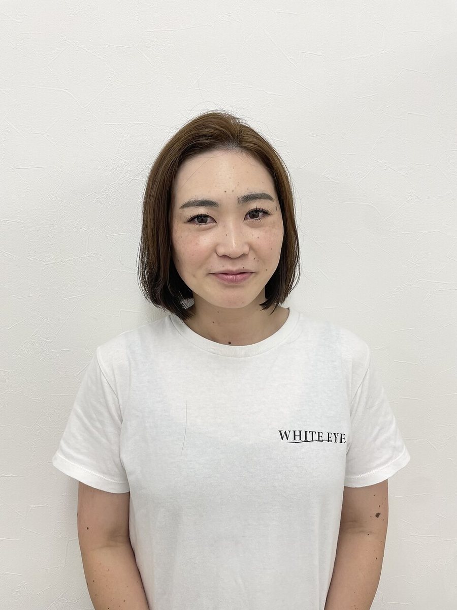 WHITE EYE 枚方店のスタッフ